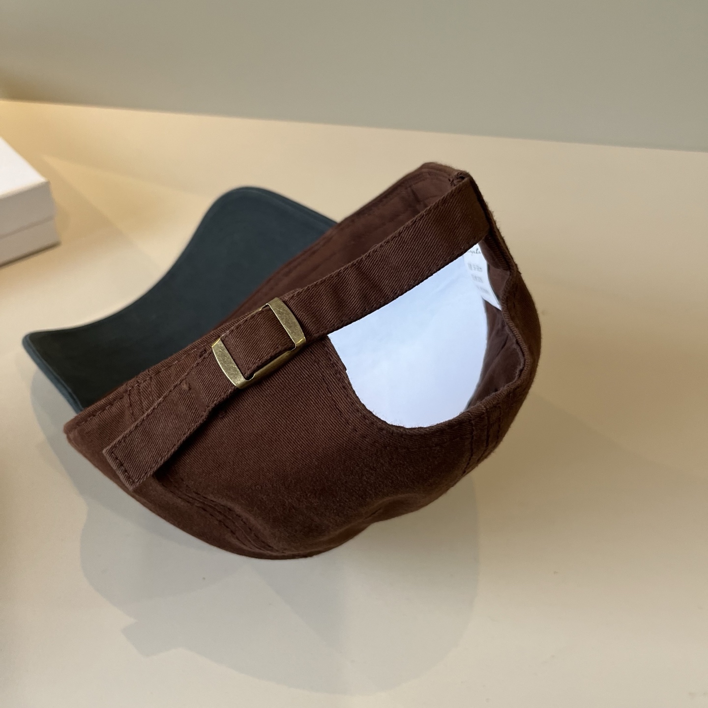  保罗🧢官网新品，棒球帽，原单品质火爆来袭 🔥🎩 工艺非常精美 高档大气上档次！低调奢华，方便携带！跑量