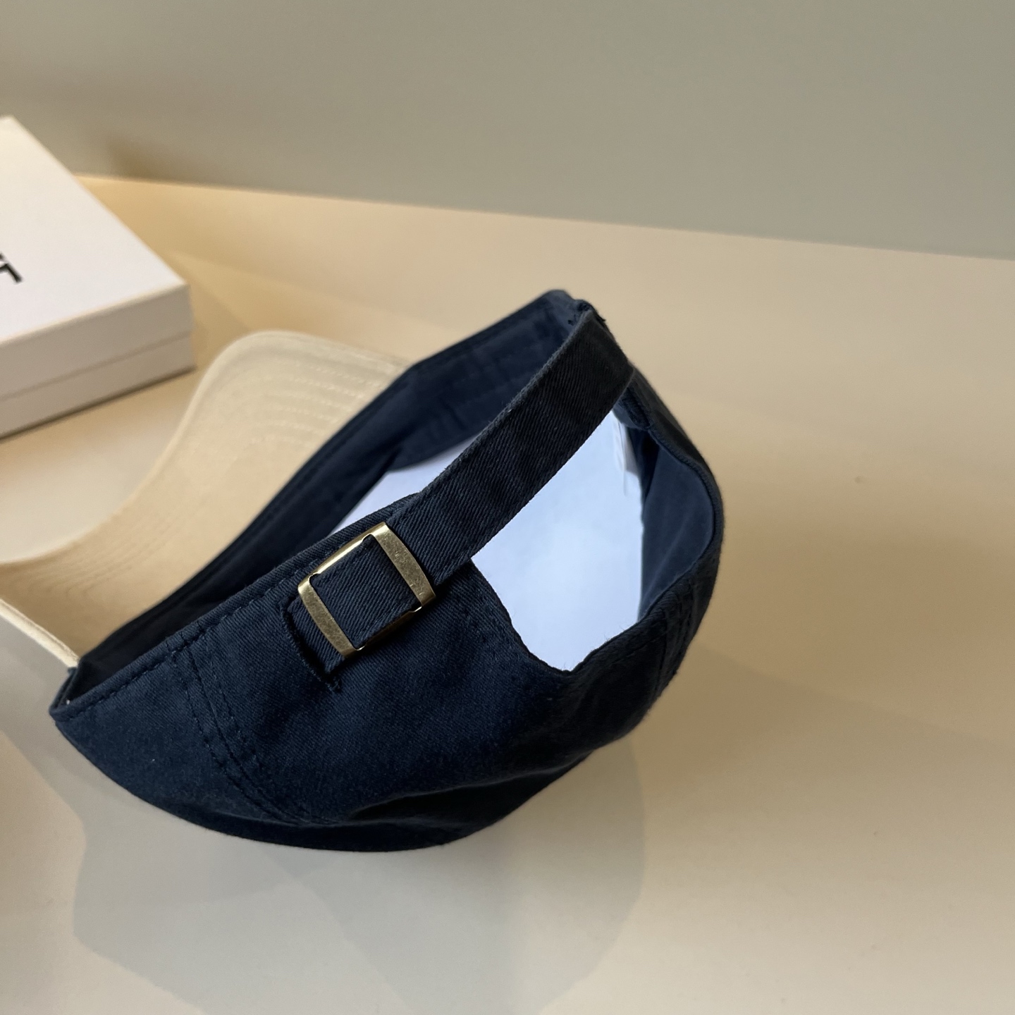  保罗🧢官网新品，棒球帽，原单品质火爆来袭 🔥🎩 工艺非常精美 高档大气上档次！低调奢华，方便携带！跑量