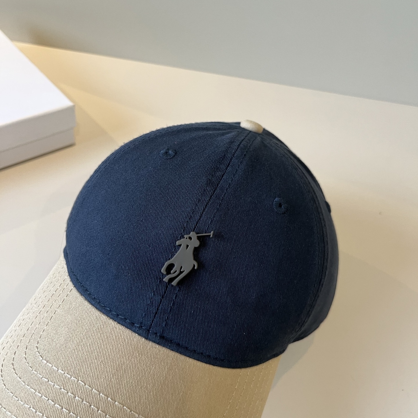  保罗🧢官网新品，棒球帽，原单品质火爆来袭 🔥🎩 工艺非常精美 高档大气上档次！低调奢华，方便携带！跑量