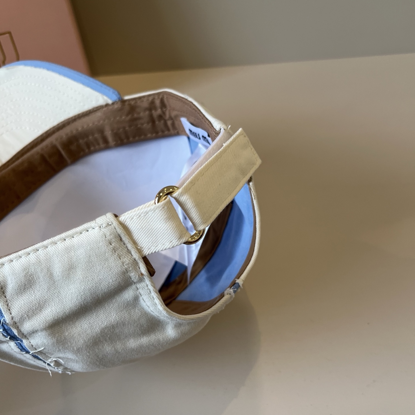  谬谬miumiu 原单春夏新款棒球帽，正品开模订制，原版做工细致质量超赞！