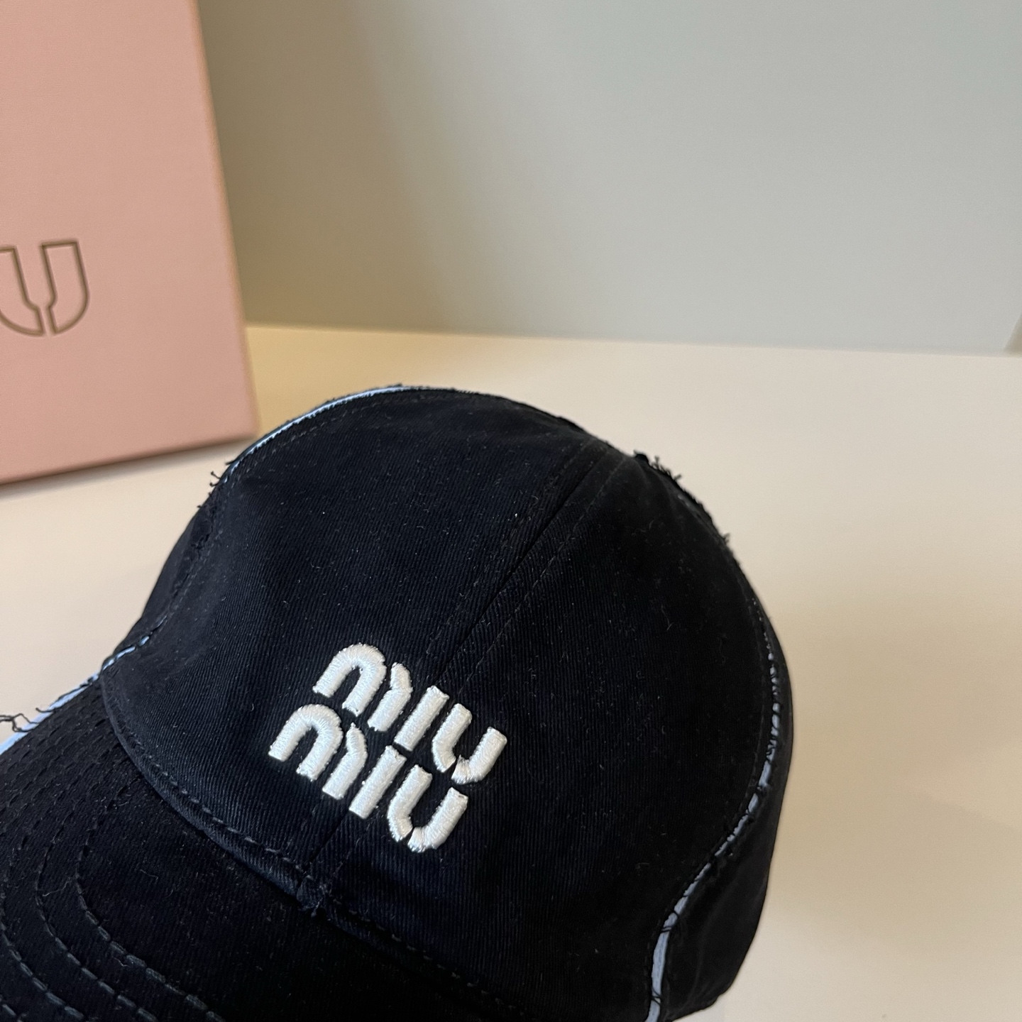  谬谬miumiu 原单春夏新款棒球帽，正品开模订制，原版做工细致质量超赞！