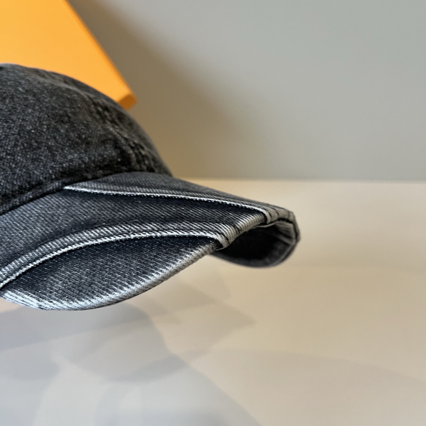 🧢路易威登棒球帽 LouisVuitton😍新款LV棒球帽，重工打造♥️高端大气，百搭款🤗男女通用！跑量