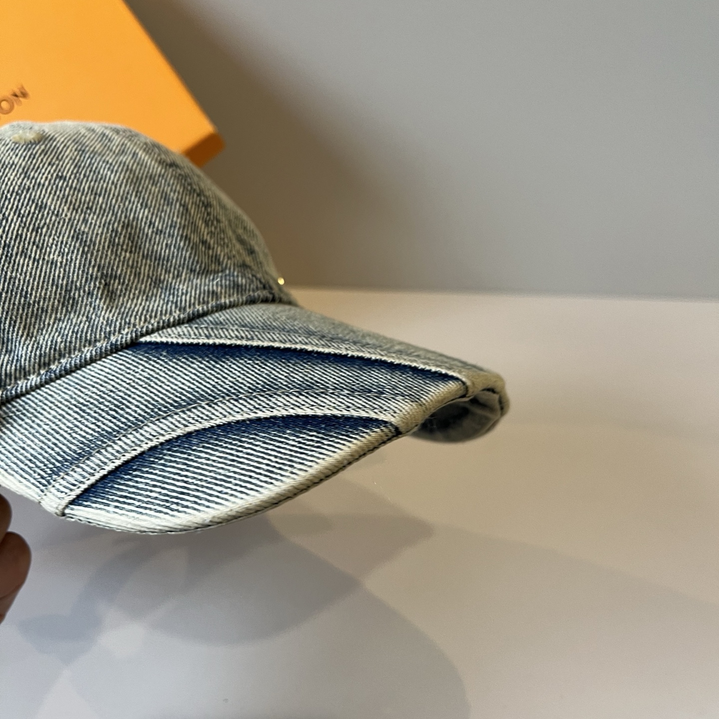 🧢路易威登棒球帽 LouisVuitton😍新款LV棒球帽，重工打造♥️高端大气，百搭款🤗男女通用！跑量