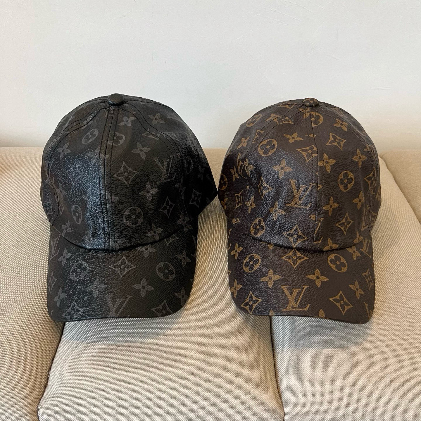 🧢路易威登棒球帽 LouisVuitton😍新款LV棒球帽，重工打造♥️高端大气，百搭款🤗男女通用！跑量