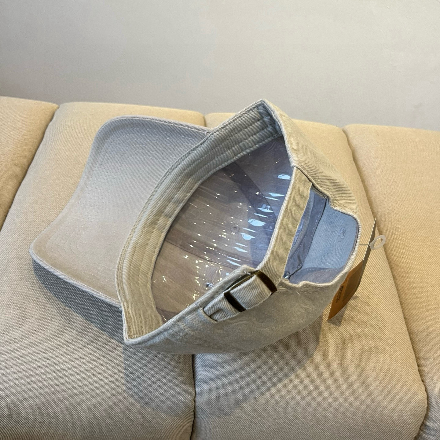 
北面♥️棒球帽🧢官网新品棒球帽，原单品质火爆来袭 🔥🎩 工艺非常精美 高档大气上档次！低调奢华，方便携