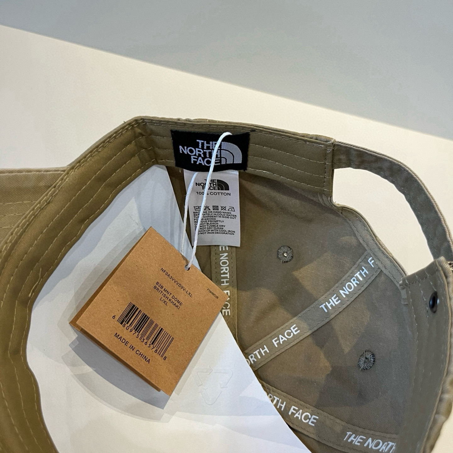 
北面♥️棒球帽🧢官网新品棒球帽，原单品质火爆来袭 🔥🎩 工艺非常精美 高档大气上档次！低调奢华，方便携