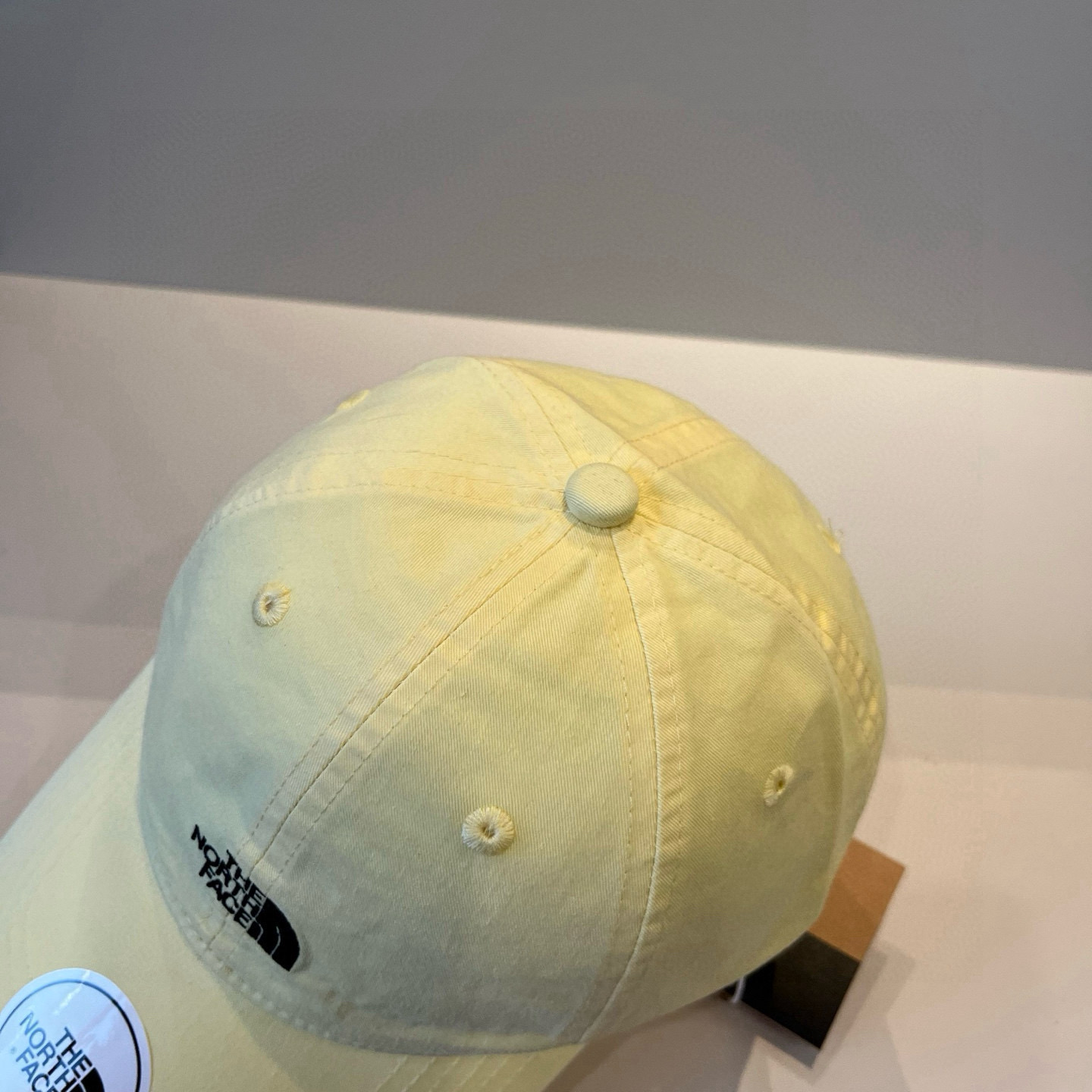 
北面♥️棒球帽🧢官网新品棒球帽，原单品质火爆来袭 🔥🎩 工艺非常精美 高档大气上档次！低调奢华，方便携