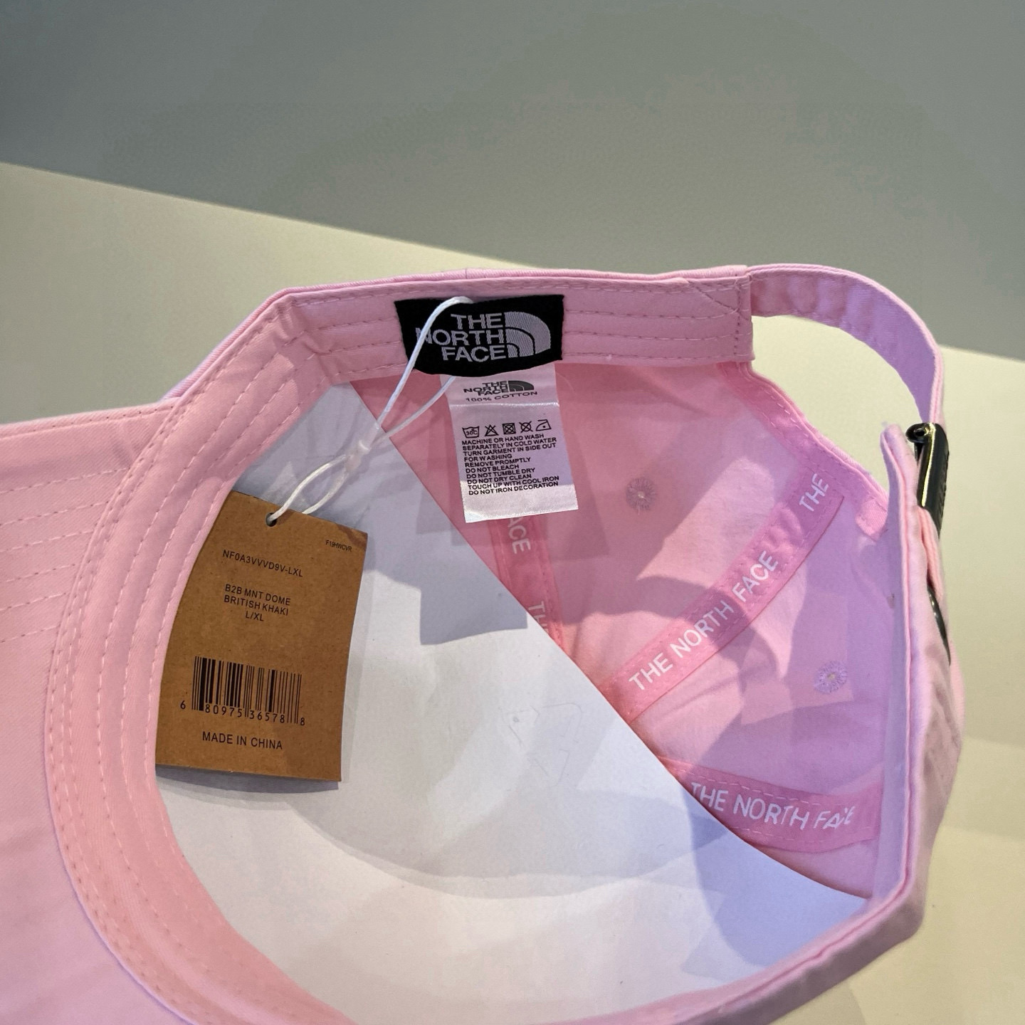 
北面♥️棒球帽🧢官网新品棒球帽，原单品质火爆来袭 🔥🎩 工艺非常精美 高档大气上档次！低调奢华，方便携