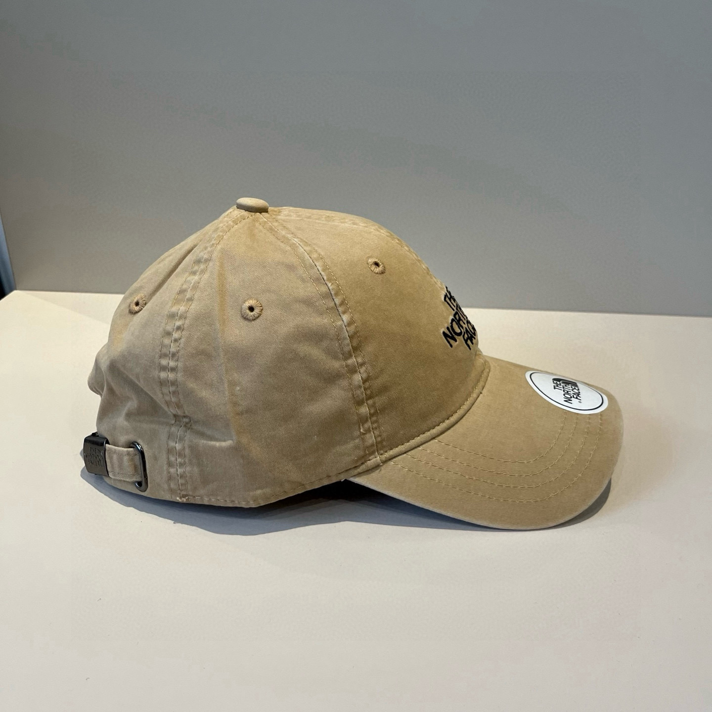 
北面♥️棒球帽🧢官网新品棒球帽，原单品质火爆来袭 🔥🎩 工艺非常精美 高档大气上档次！低调奢华，方便携