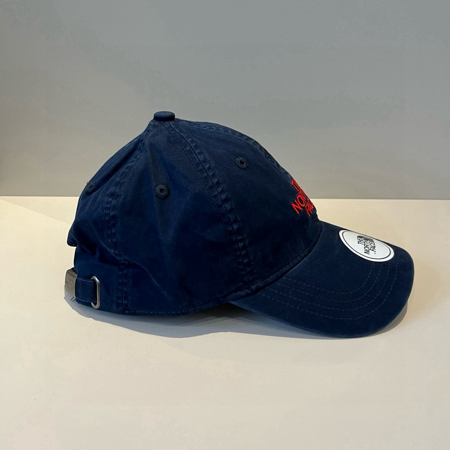 
北面♥️棒球帽🧢官网新品棒球帽，原单品质火爆来袭 🔥🎩 工艺非常精美 高档大气上档次！低调奢华，方便携