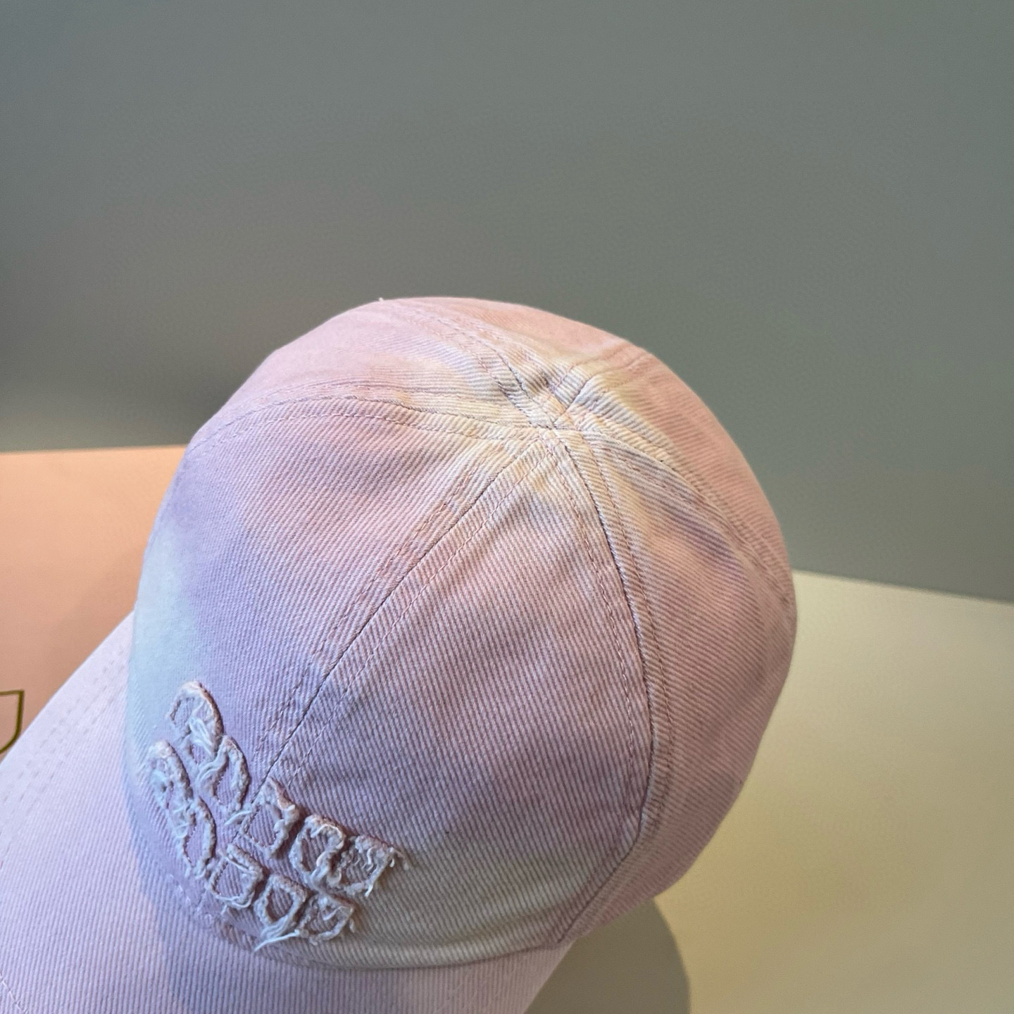 谬谬miumiu 原单春夏新款棒球帽，正品开模订制，原版做工细致质量超赞！