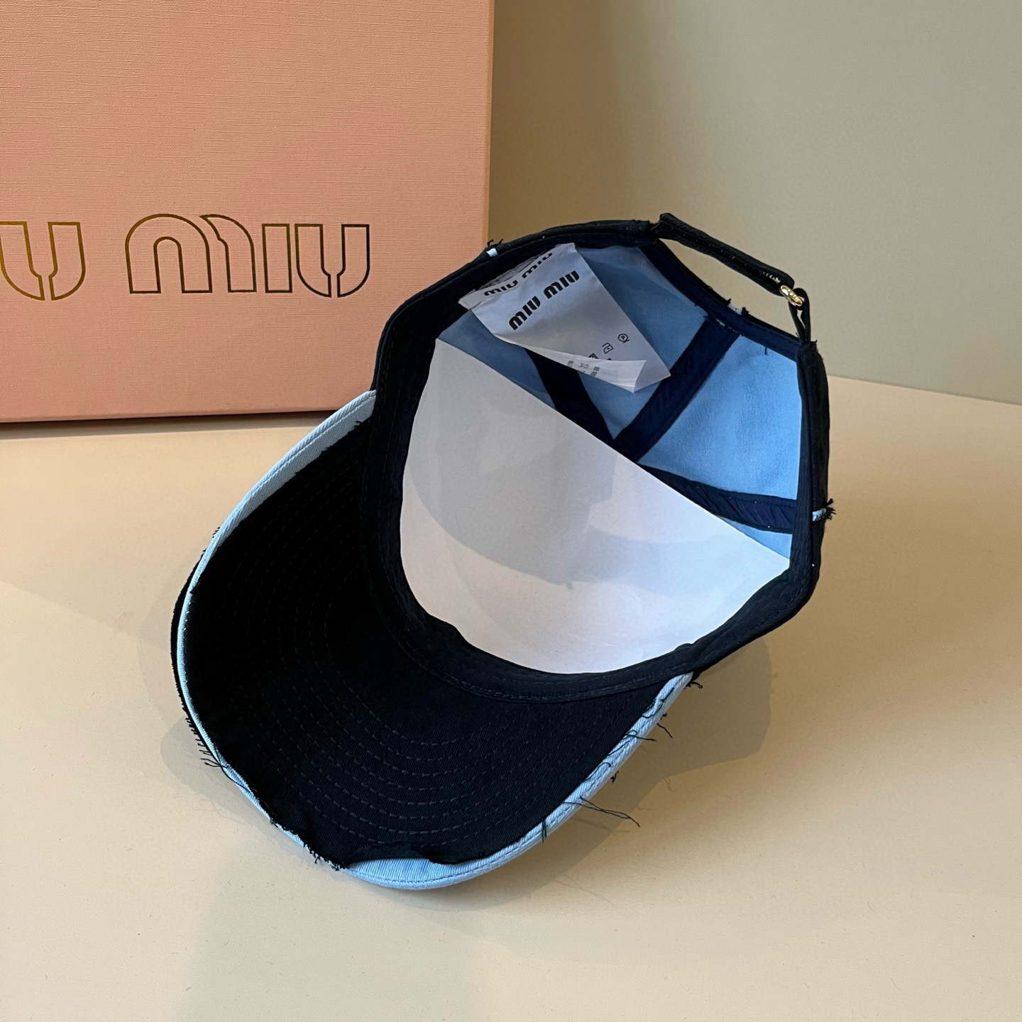 谬谬miumiu 原单春夏新款棒球帽，正品开模订制，原版做工细致质量超赞！