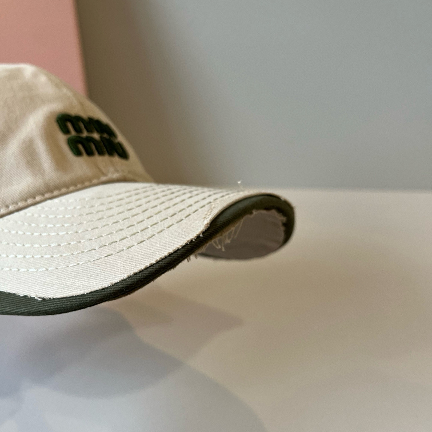 谬谬miumiu 原单春夏新款棒球帽，正品开模订制，原版做工细致质量超赞！