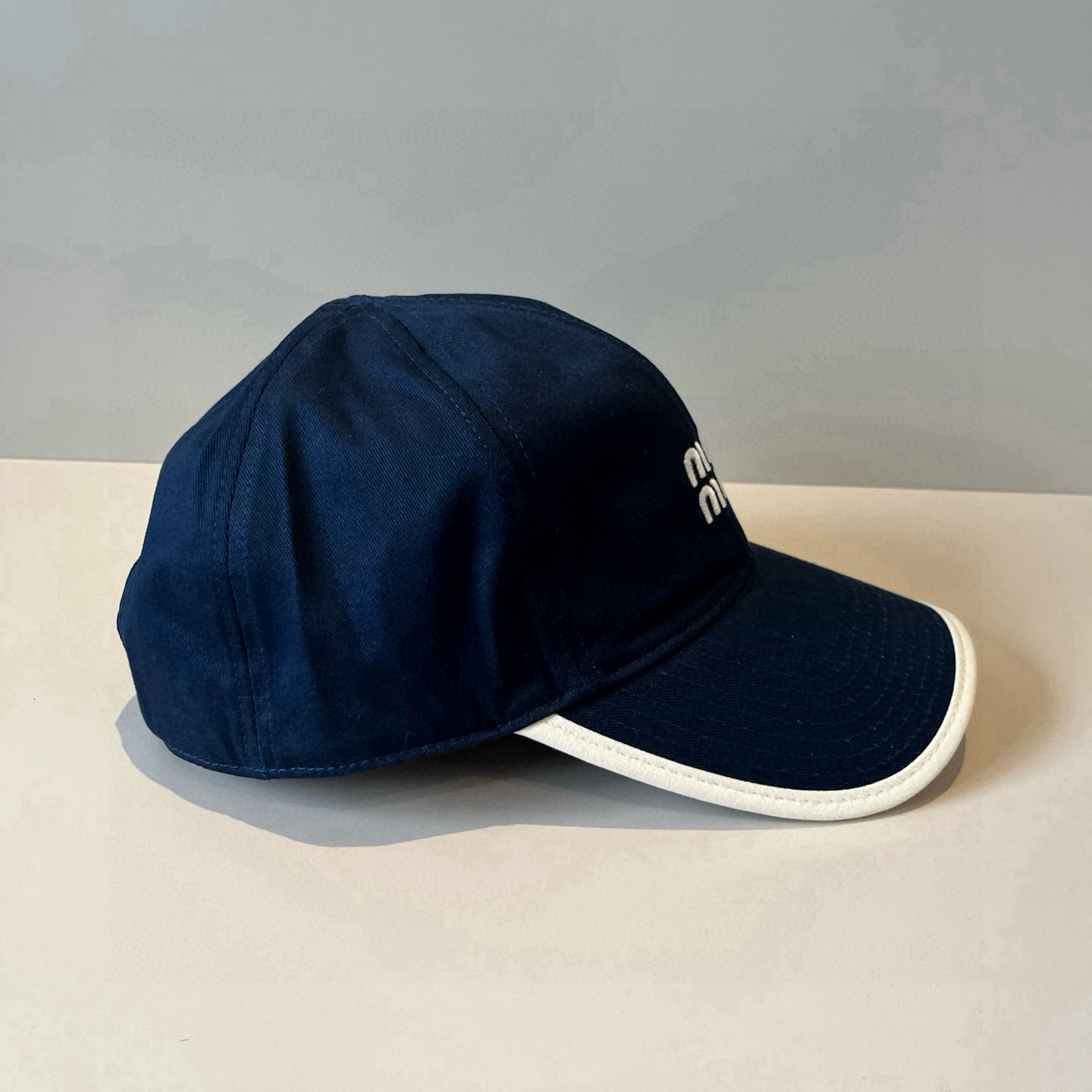 谬谬miumiu 原单春夏新款棒球帽，正品开模订制，原版做工细致质量超赞！