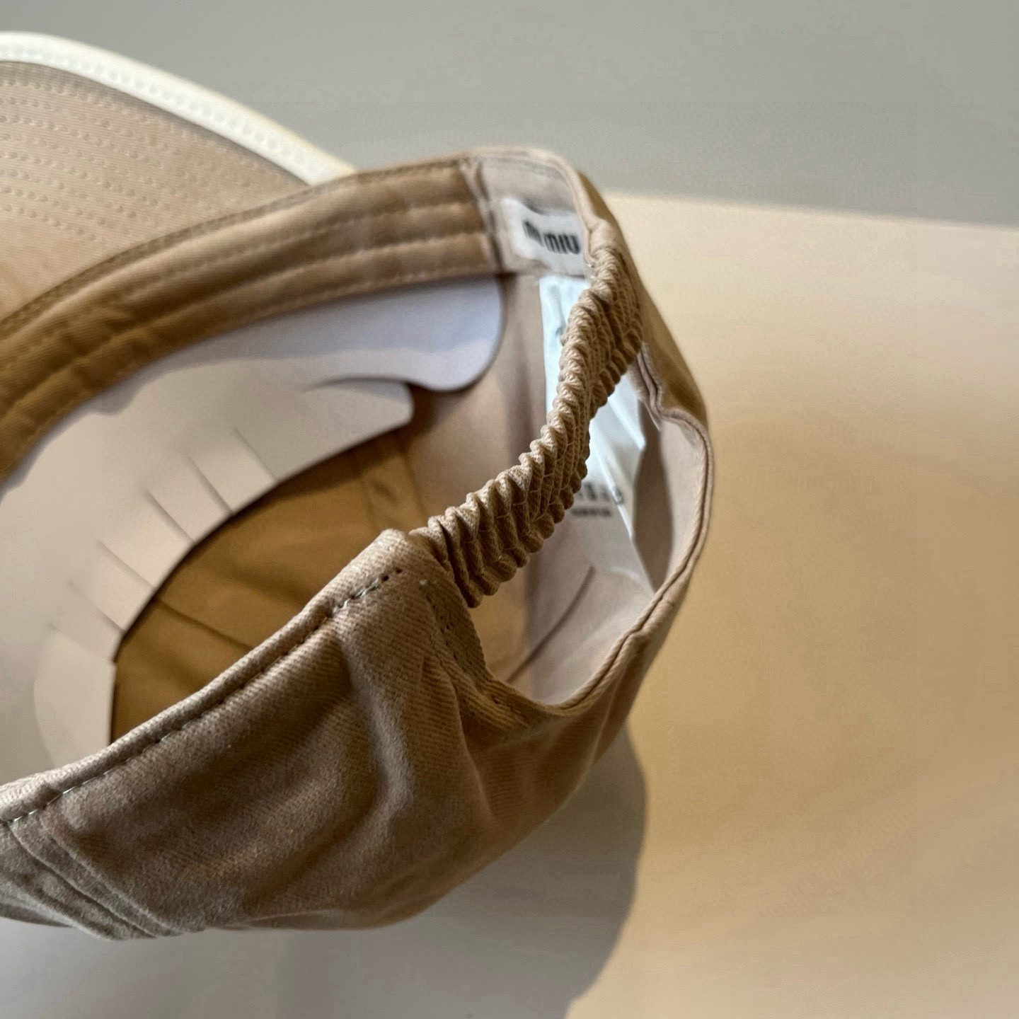 谬谬miumiu 原单春夏新款棒球帽，正品开模订制，原版做工细致质量超赞！