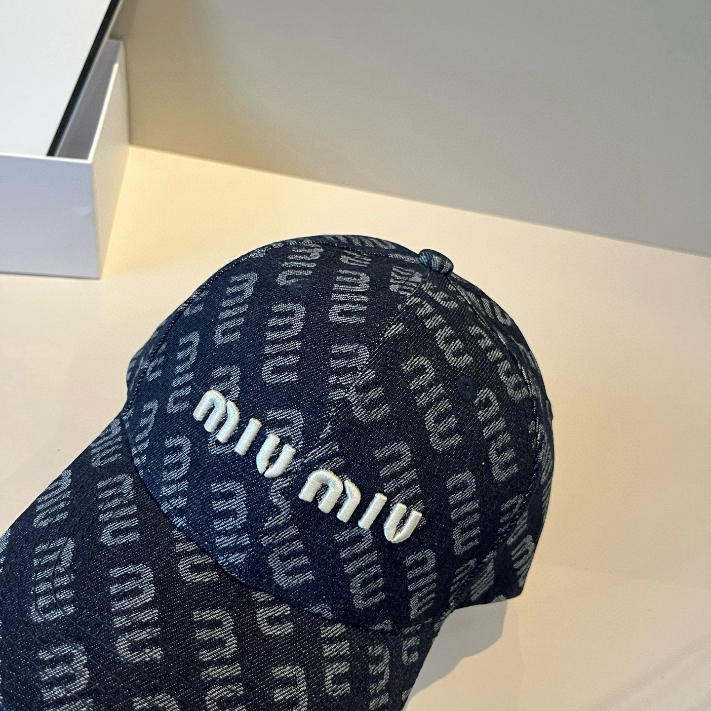 谬谬miumiu 原单春夏新款棒球帽，正品开模订制，原版做工细致质量超赞！