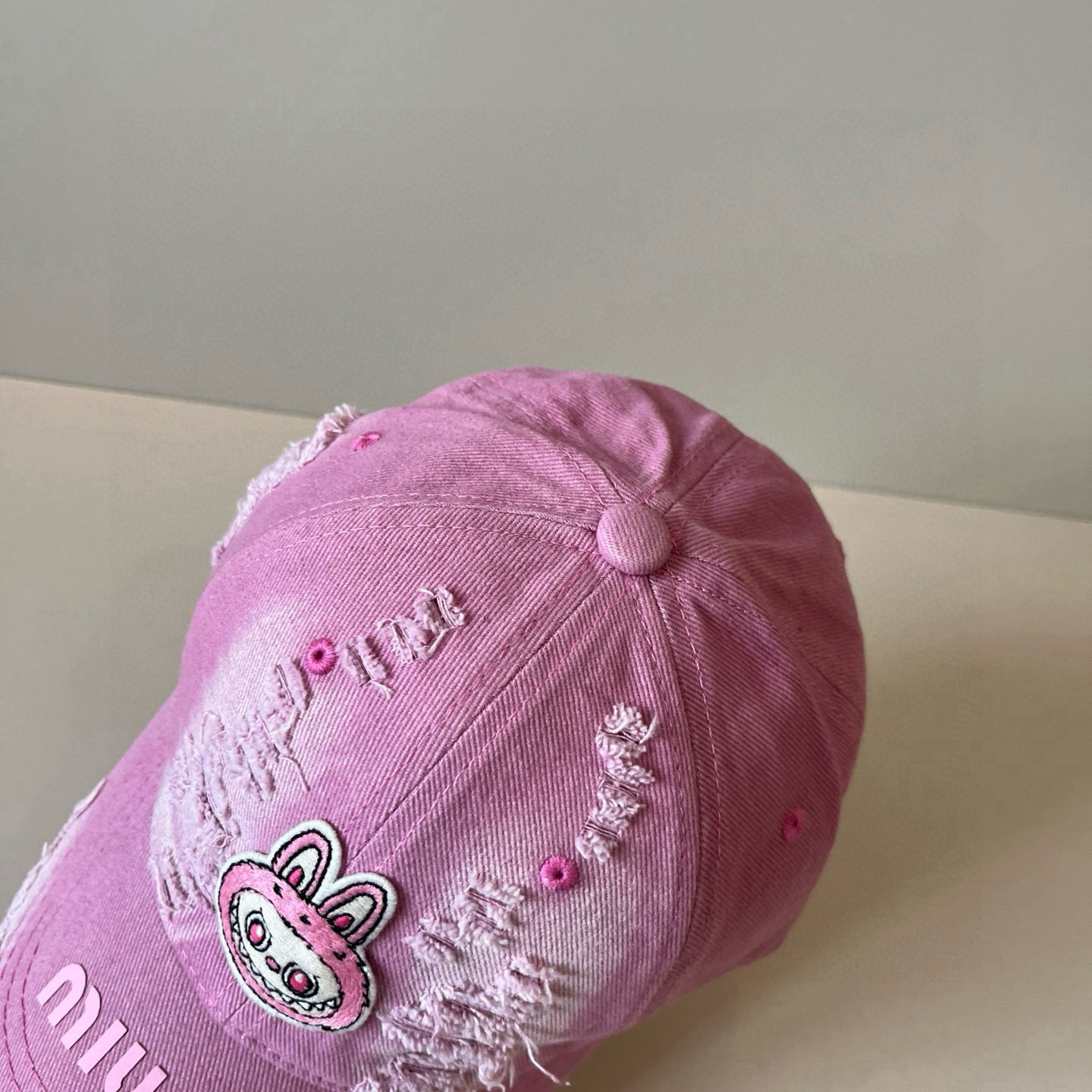 谬谬miumiu 原单春夏新款棒球帽，正品开模订制，原版做工细致质量超赞！