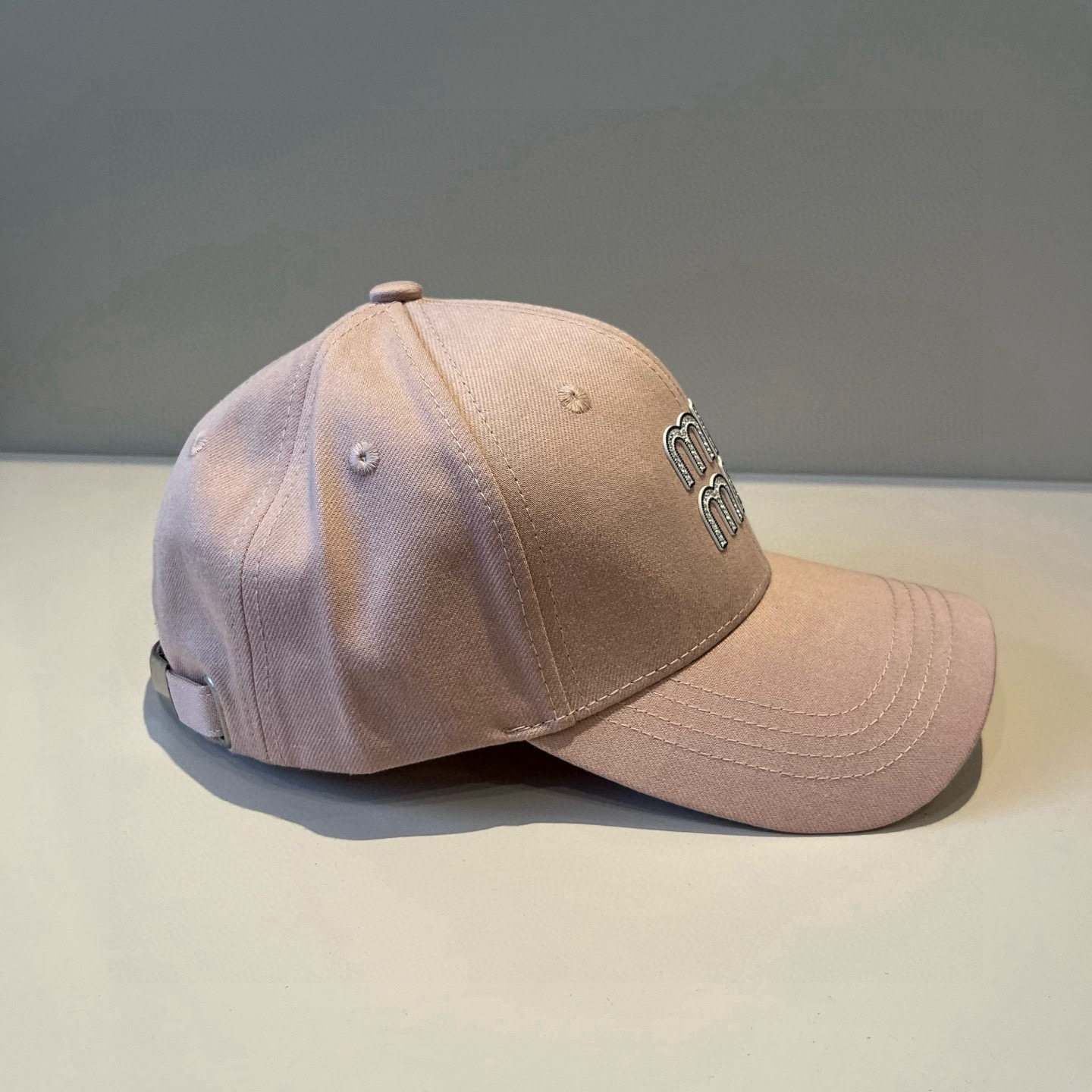 谬谬miumiu 原单春夏新款棒球帽，正品开模订制，原版做工细致质量超赞！