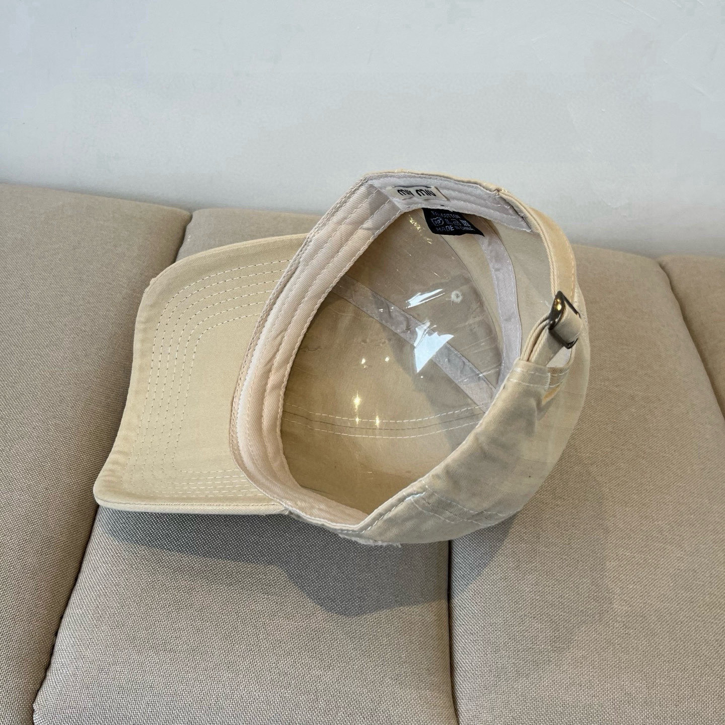 谬谬miumiu 原单春夏新款棒球帽，正品开模订制，原版做工细致质量超赞！