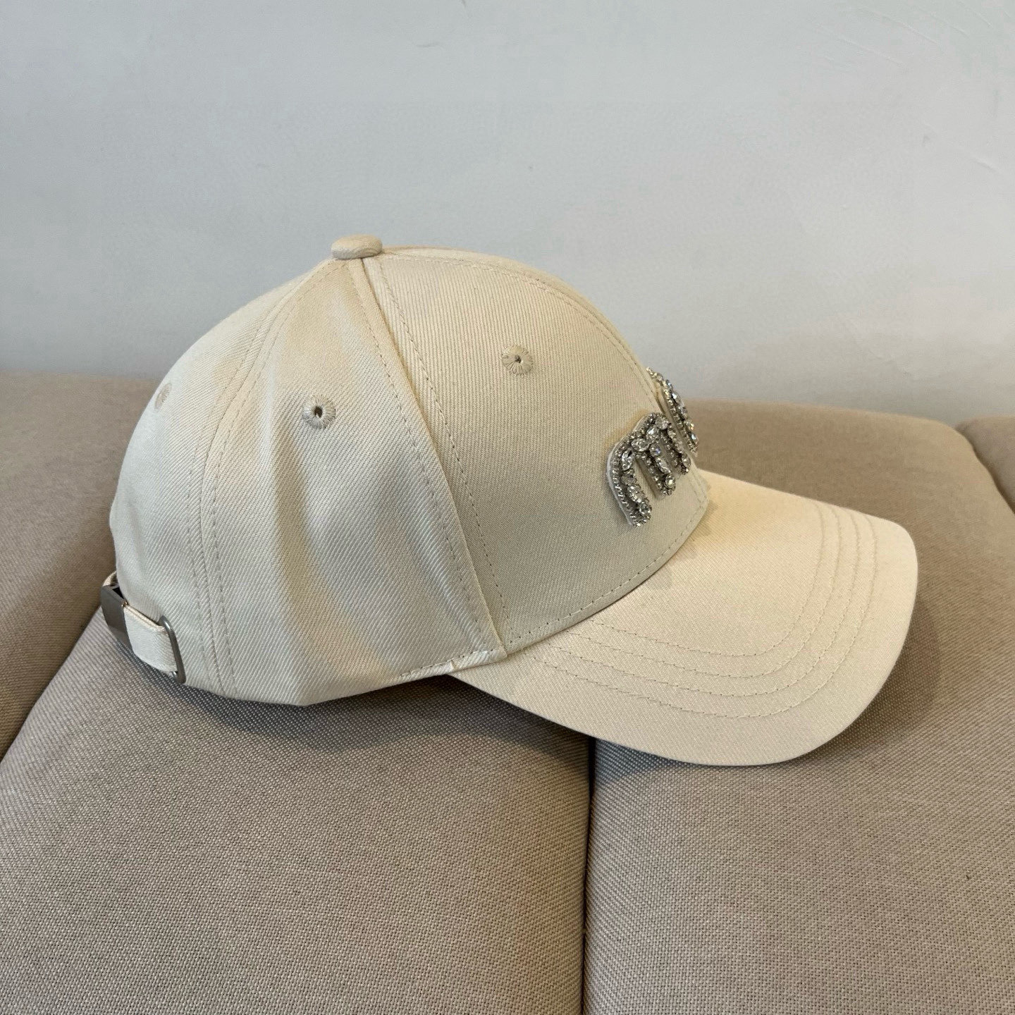 谬谬miumiu 原单春夏新款棒球帽，正品开模订制，原版做工细致质量超赞！