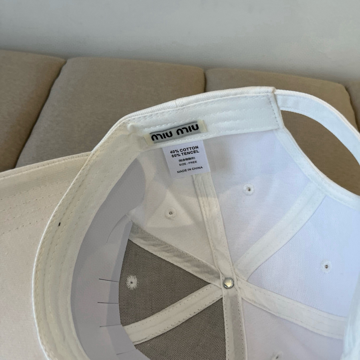 谬谬miumiu 原单春夏新款棒球帽，正品开模订制，原版做工细致质量超赞！