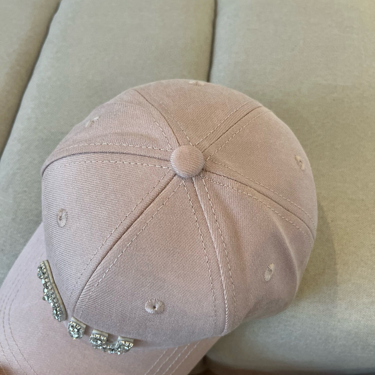 谬谬miumiu 原单春夏新款棒球帽，正品开模订制，原版做工细致质量超赞！