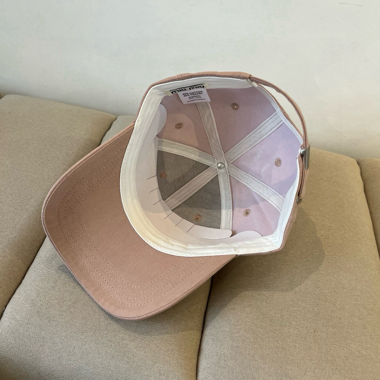 谬谬miumiu 原单春夏新款棒球帽，正品开模订制，原版做工细致质量超赞！