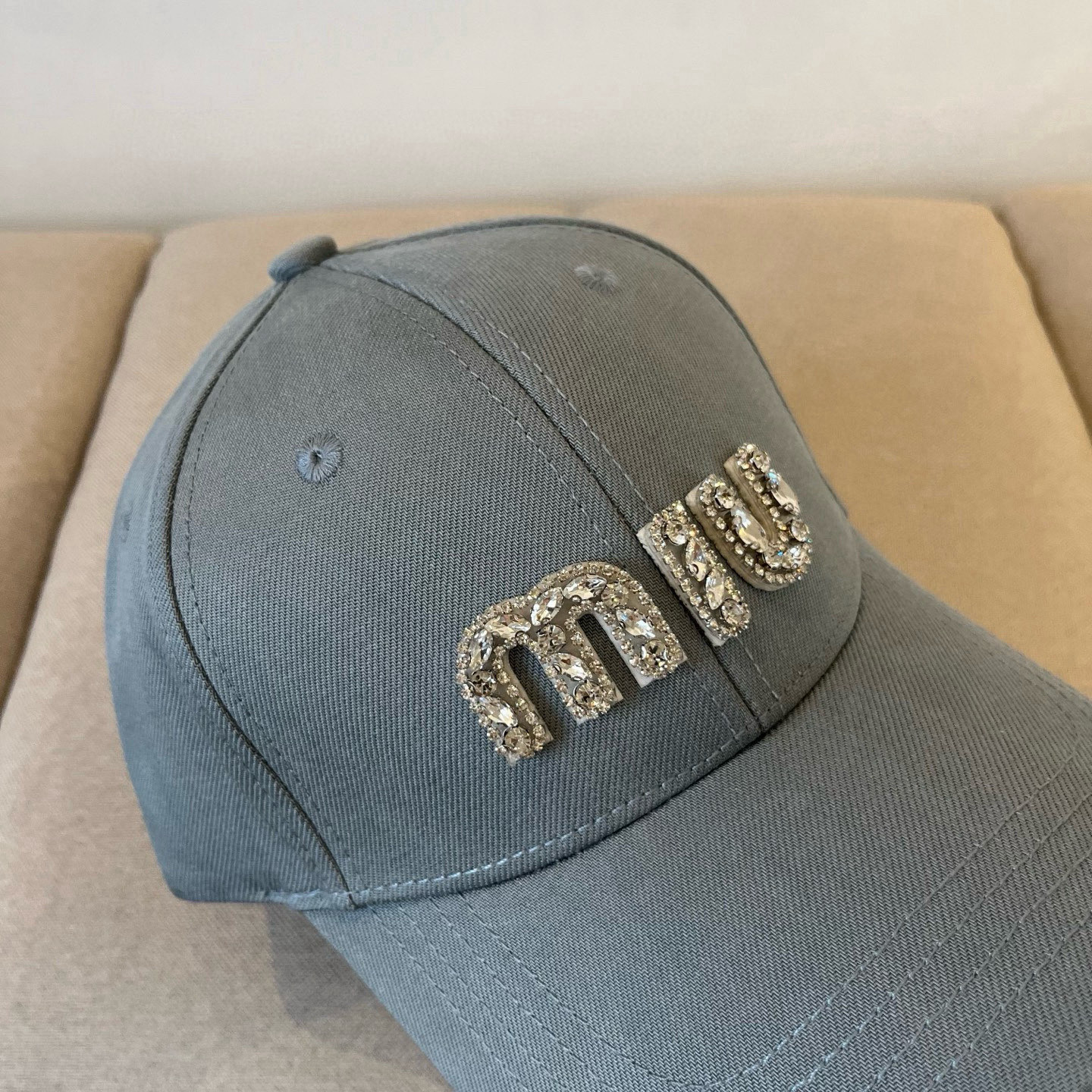 谬谬miumiu 原单春夏新款棒球帽，正品开模订制，原版做工细致质量超赞！