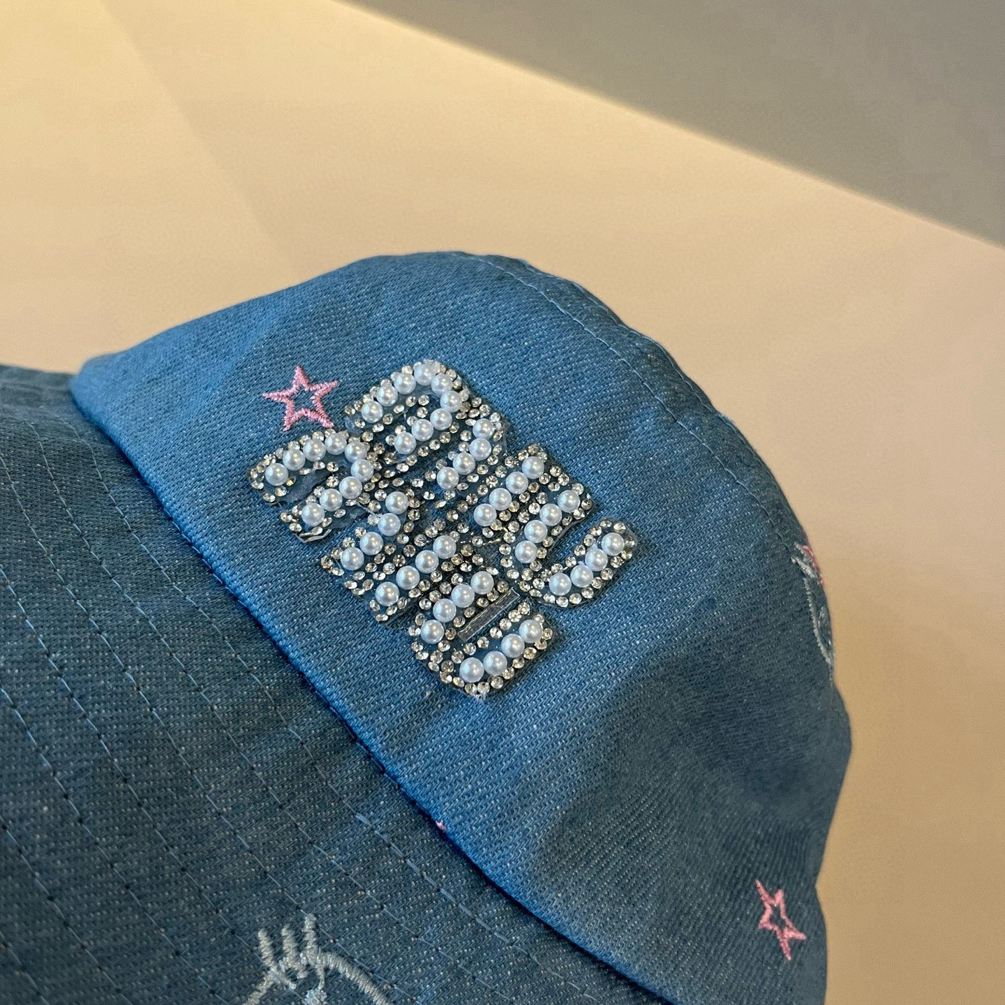 谬谬miumiu 原单春夏新款渔夫帽，正品开模订制，原版做工细致质量超赞！