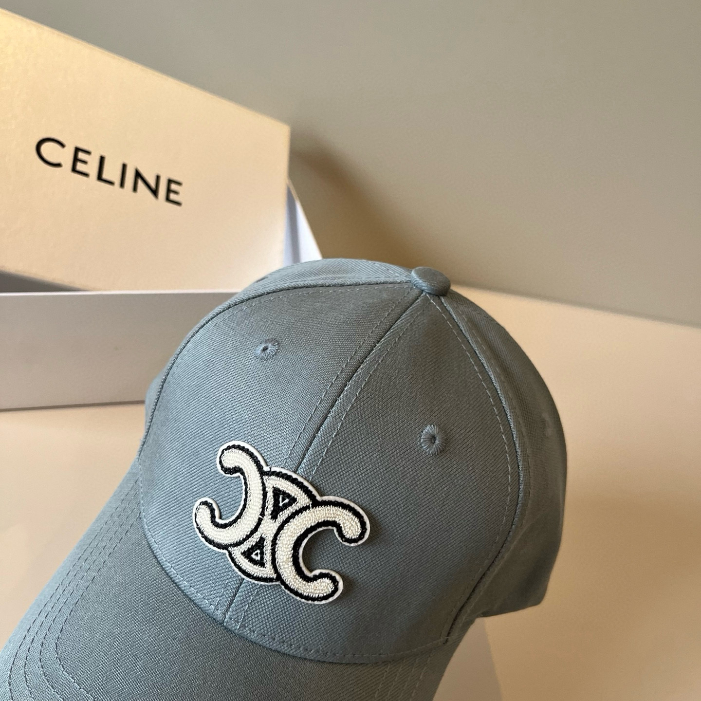 【CELINE赛琳】新款经典休闲潮流款 棒球帽🧢日韩风格，随便搭配都超好看！出门旅游，绝对要入手的一款