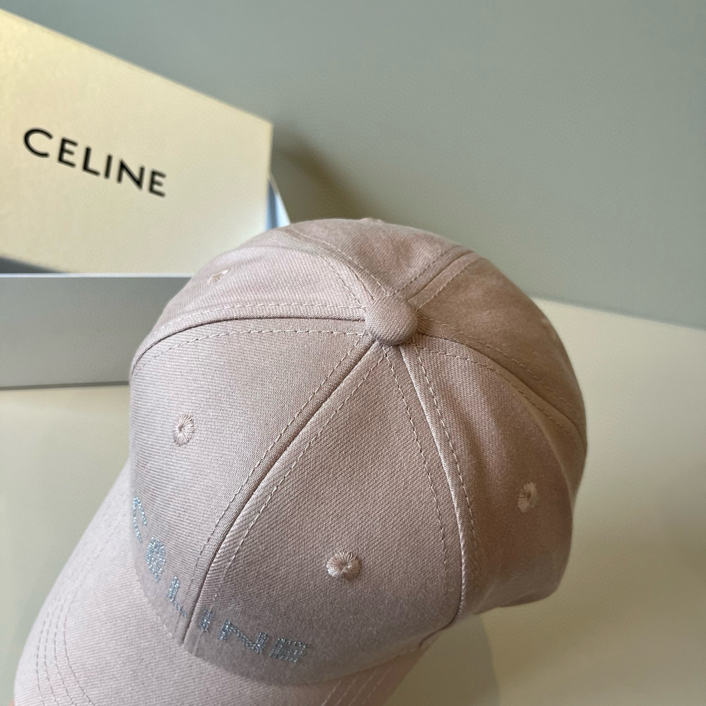 【CELINE赛琳】新款经典休闲潮流款 棒球帽🧢日韩风格，随便搭配都超好看！出门旅游，绝对要入手的一款