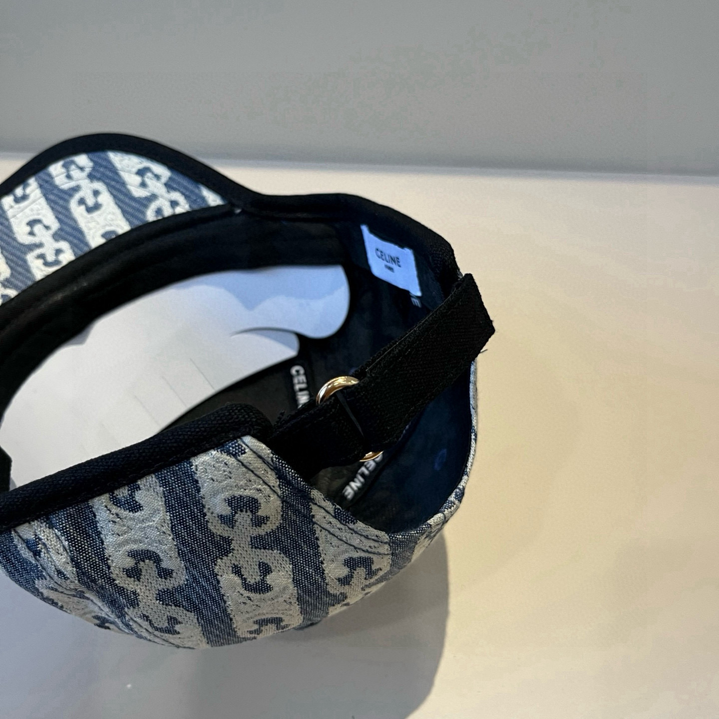 【CELINE赛琳】新款经典休闲潮流款 棒球帽🧢日韩风格，随便搭配都超好看！出门旅游，绝对要入手的一款