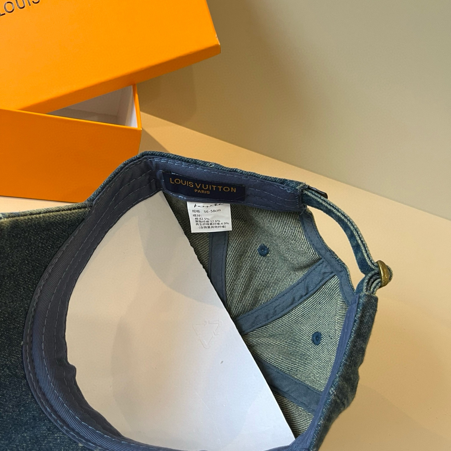 🧢路易威登棒球帽 LouisVuitton😍新款LV棒球帽，重工打造♥️高端大气，百搭款🤗男女通用！跑量