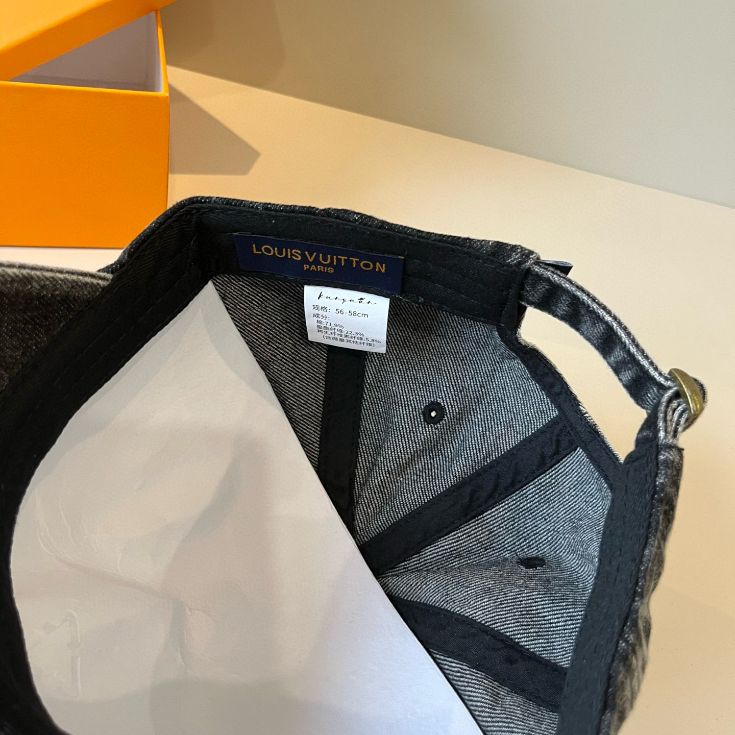 🧢路易威登棒球帽 LouisVuitton😍新款LV棒球帽，重工打造♥️高端大气，百搭款🤗男女通用！跑量