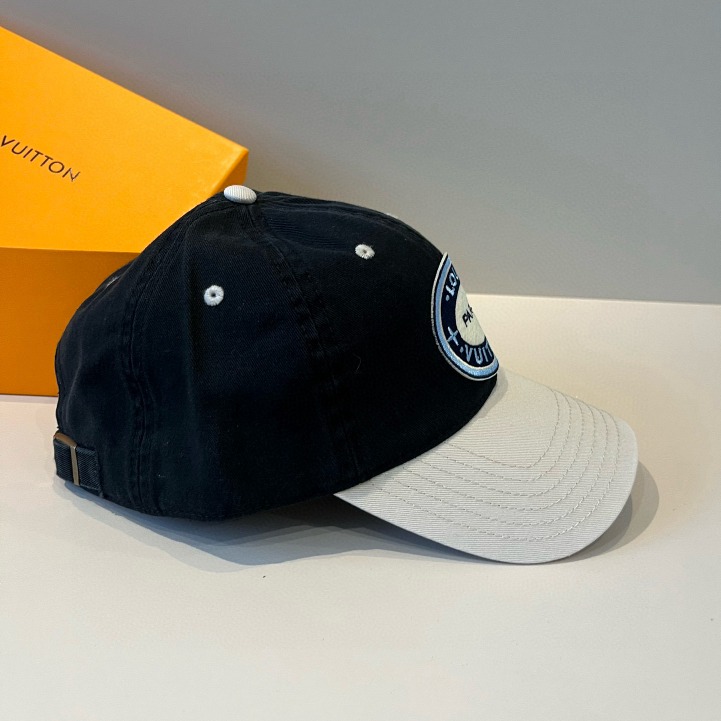 🧢路易威登棒球帽 LouisVuitton😍新款LV棒球帽，重工打造♥️高端大气，百搭款🤗男女通用！跑量