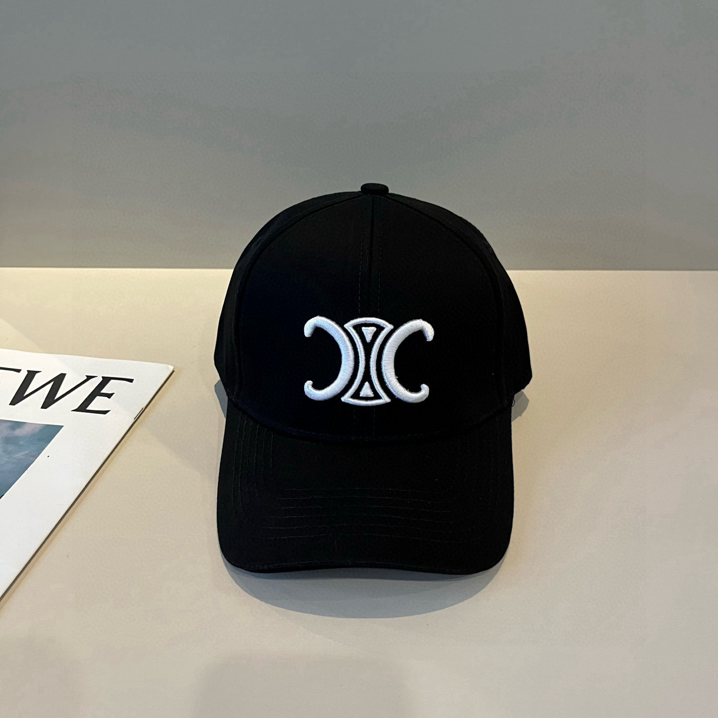 【CELINE赛琳】新款经典休闲潮流款 棒球帽🧢日韩风格，随便搭配都超好看！出门旅游，绝对要入手的一款