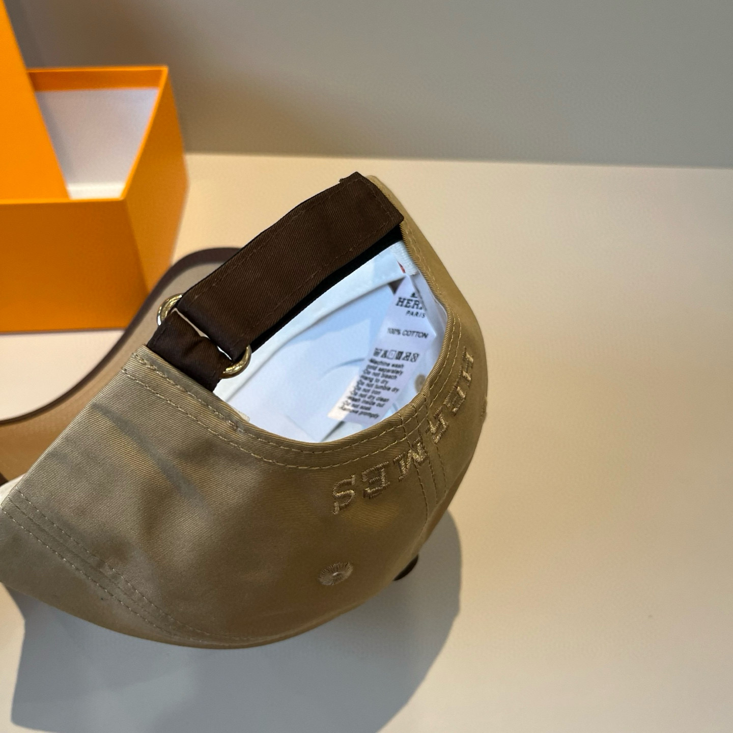  爱马仕Hermes 官网新品经典款 棒球帽🎩 原单品质 火爆来袭🔥 工艺非常精美爱心 高档大气上档次 