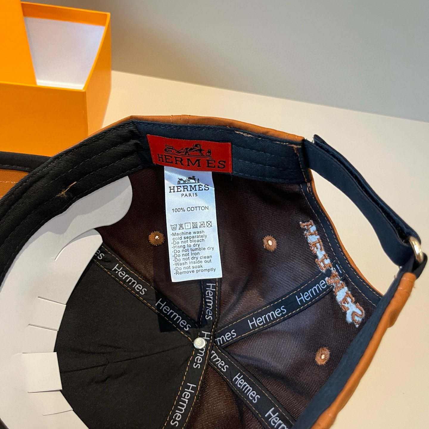  爱马仕Hermes 官网新品经典款 棒球帽🎩 原单品质 火爆来袭🔥 工艺非常精美爱心 高档大气上档次 