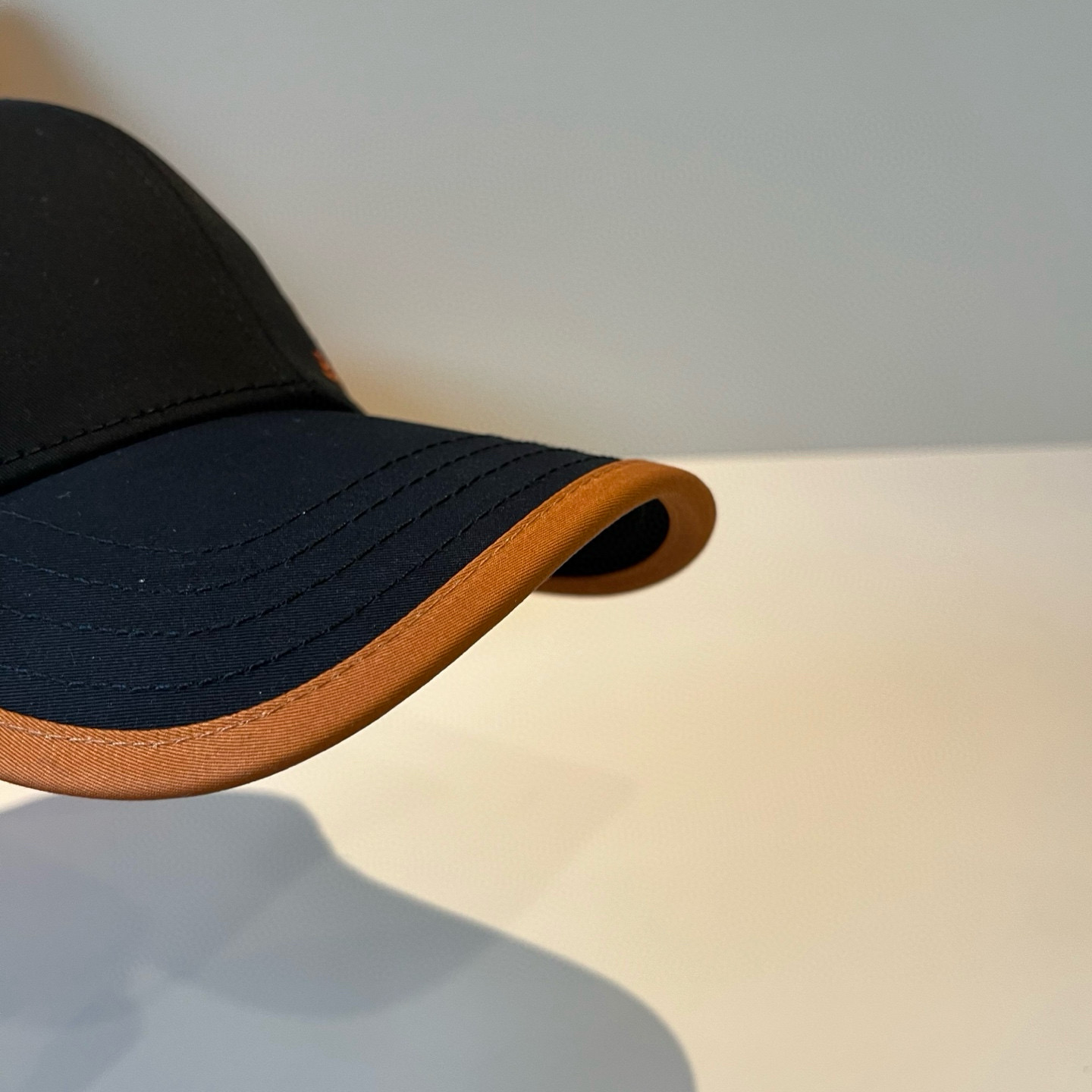  爱马仕Hermes 官网新品经典款 棒球帽🎩 原单品质 火爆来袭🔥 工艺非常精美爱心 高档大气上档次 