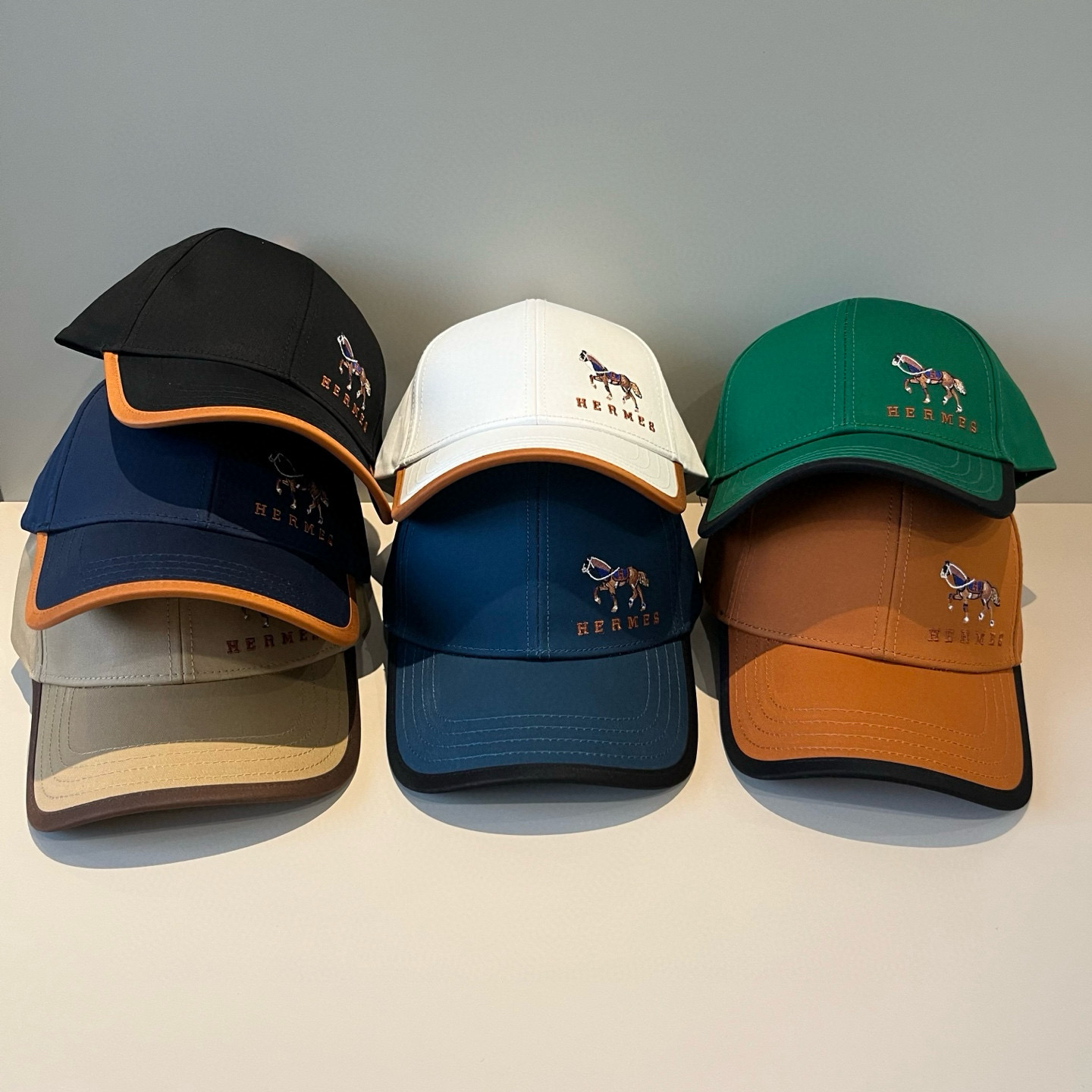  爱马仕Hermes 官网新品经典款 棒球帽🎩 原单品质 火爆来袭🔥 工艺非常精美爱心 高档大气上档次 