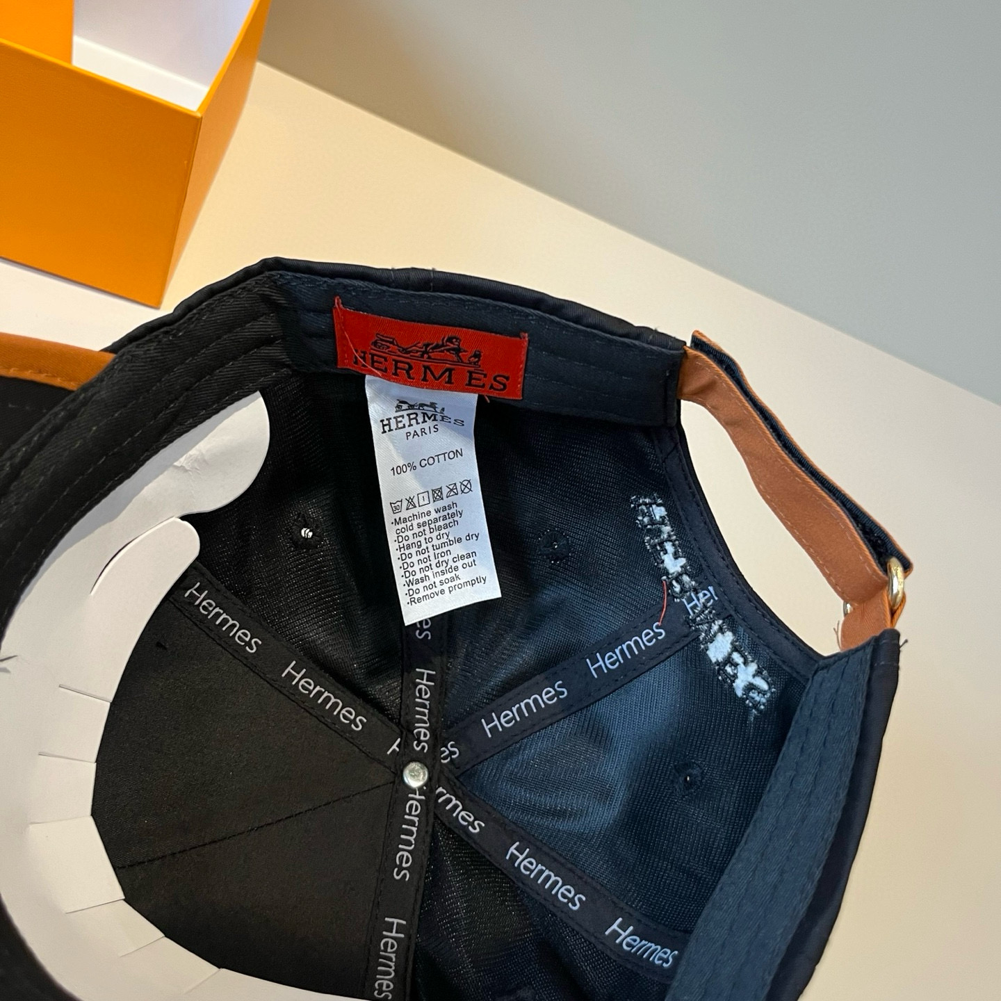  爱马仕Hermes 官网新品经典款 棒球帽🎩 原单品质 火爆来袭🔥 工艺非常精美爱心 高档大气上档次 