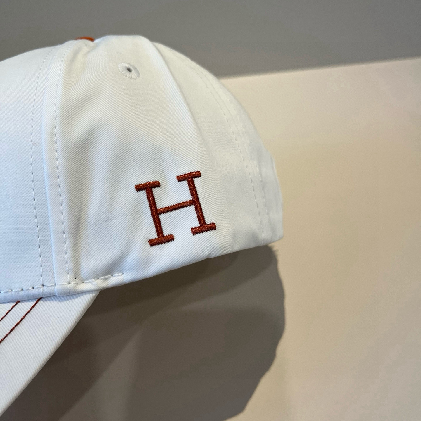  爱马仕Hermes 官网新品经典款 棒球帽🎩 原单品质 火爆来袭🔥 工艺非常精美爱心 高档大气上档次 