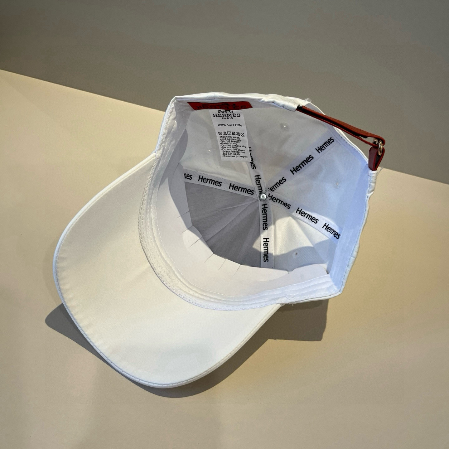  爱马仕Hermes 官网新品经典款 棒球帽🎩 原单品质 火爆来袭🔥 工艺非常精美爱心 高档大气上档次 