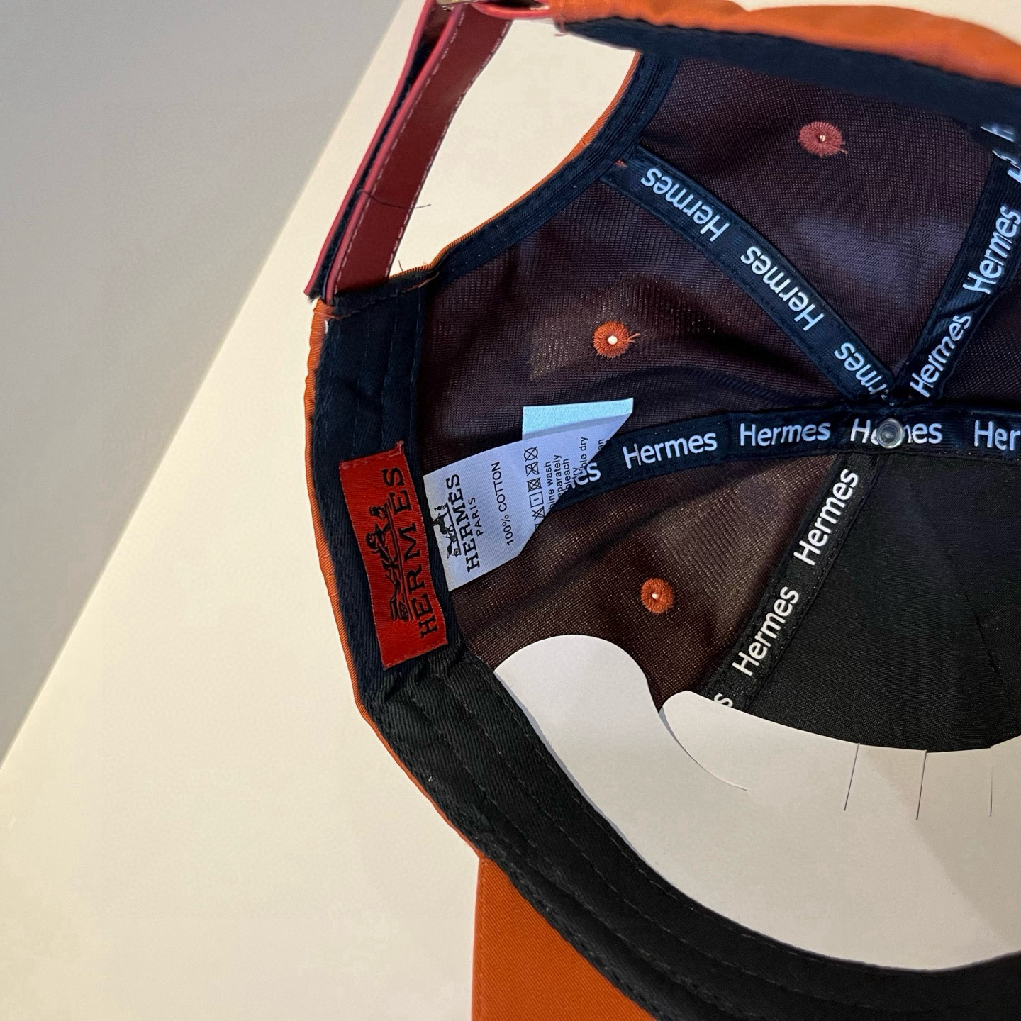  爱马仕Hermes 官网新品经典款 棒球帽🎩 原单品质 火爆来袭🔥 工艺非常精美爱心 高档大气上档次 