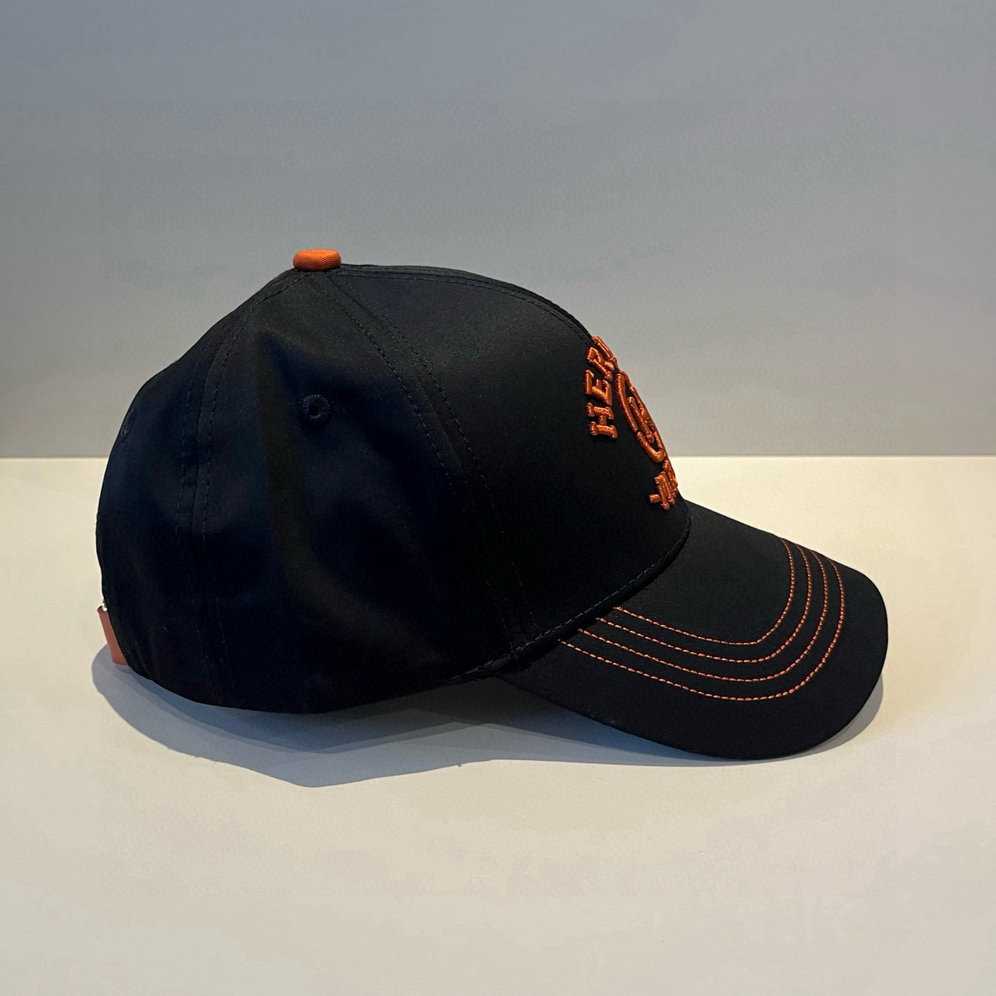  爱马仕Hermes 官网新品经典款 棒球帽🎩 原单品质 火爆来袭🔥 工艺非常精美爱心 高档大气上档次 