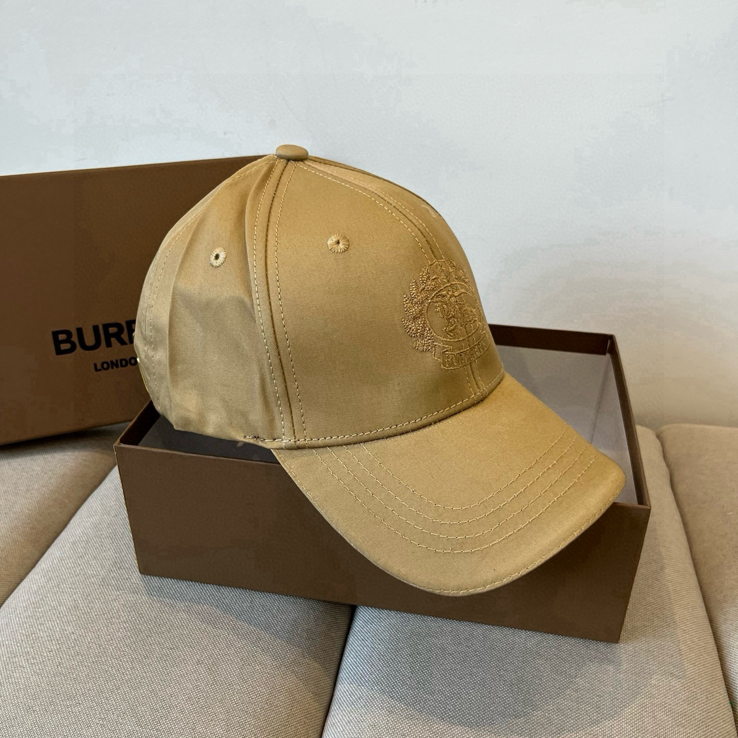  BURBERRY巴宝利早春新款棒球帽，简约尚时风，男女同款！高质品，尊享品质感！