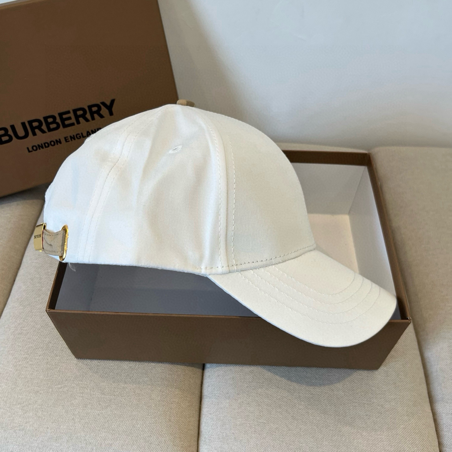  BURBERRY巴宝利早春新款棒球帽，简约尚时风，男女同款！高质品，尊享品质感！