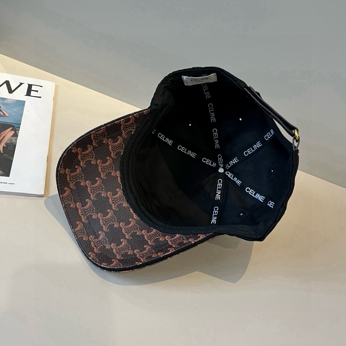 【CELINE赛琳】新款经典休闲潮流款 棒球帽🧢日韩风格，随便搭配都超好看！出门旅游，绝对要入手的一款