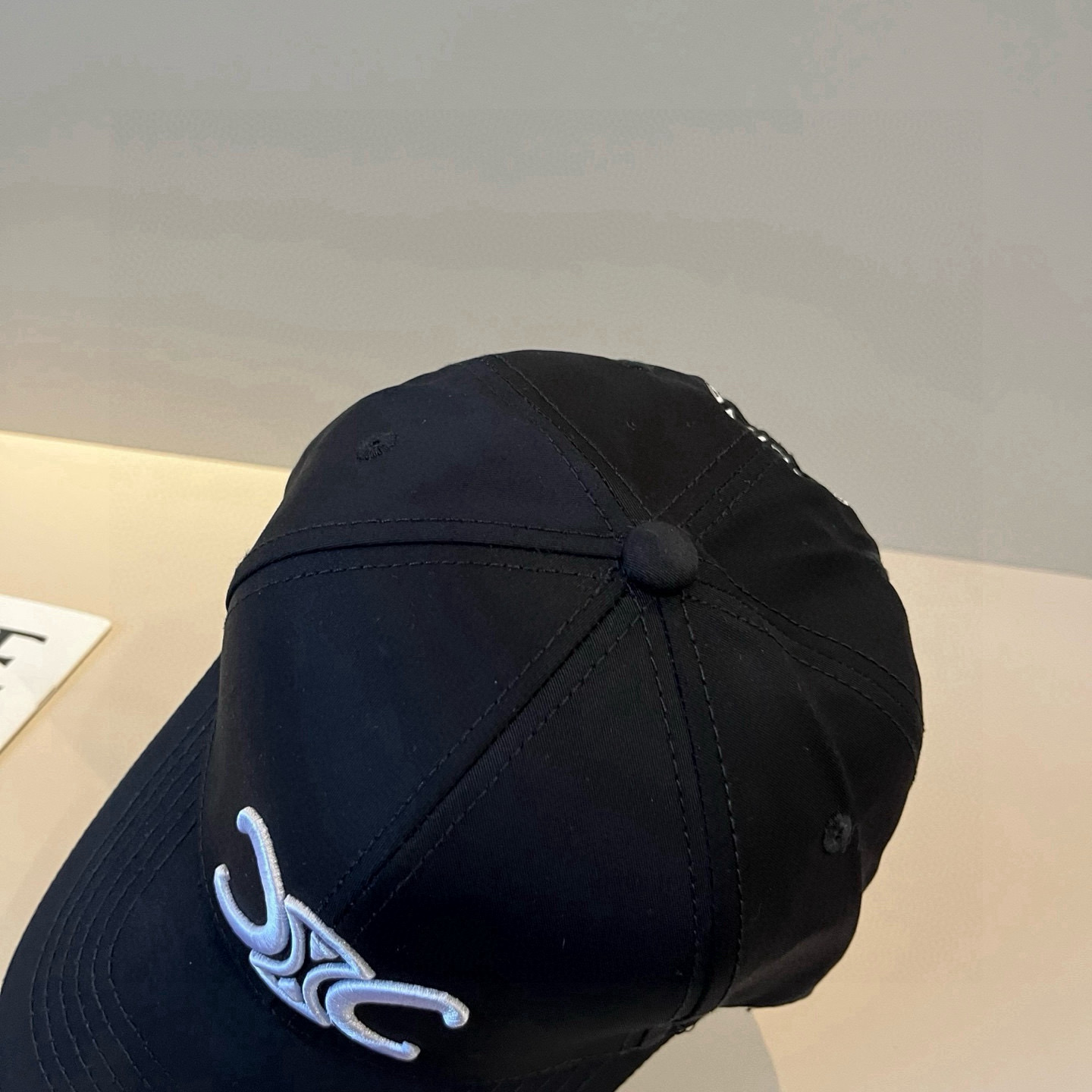 【CELINE赛琳】新款经典休闲潮流款 棒球帽🧢日韩风格，随便搭配都超好看！出门旅游，绝对要入手的一款