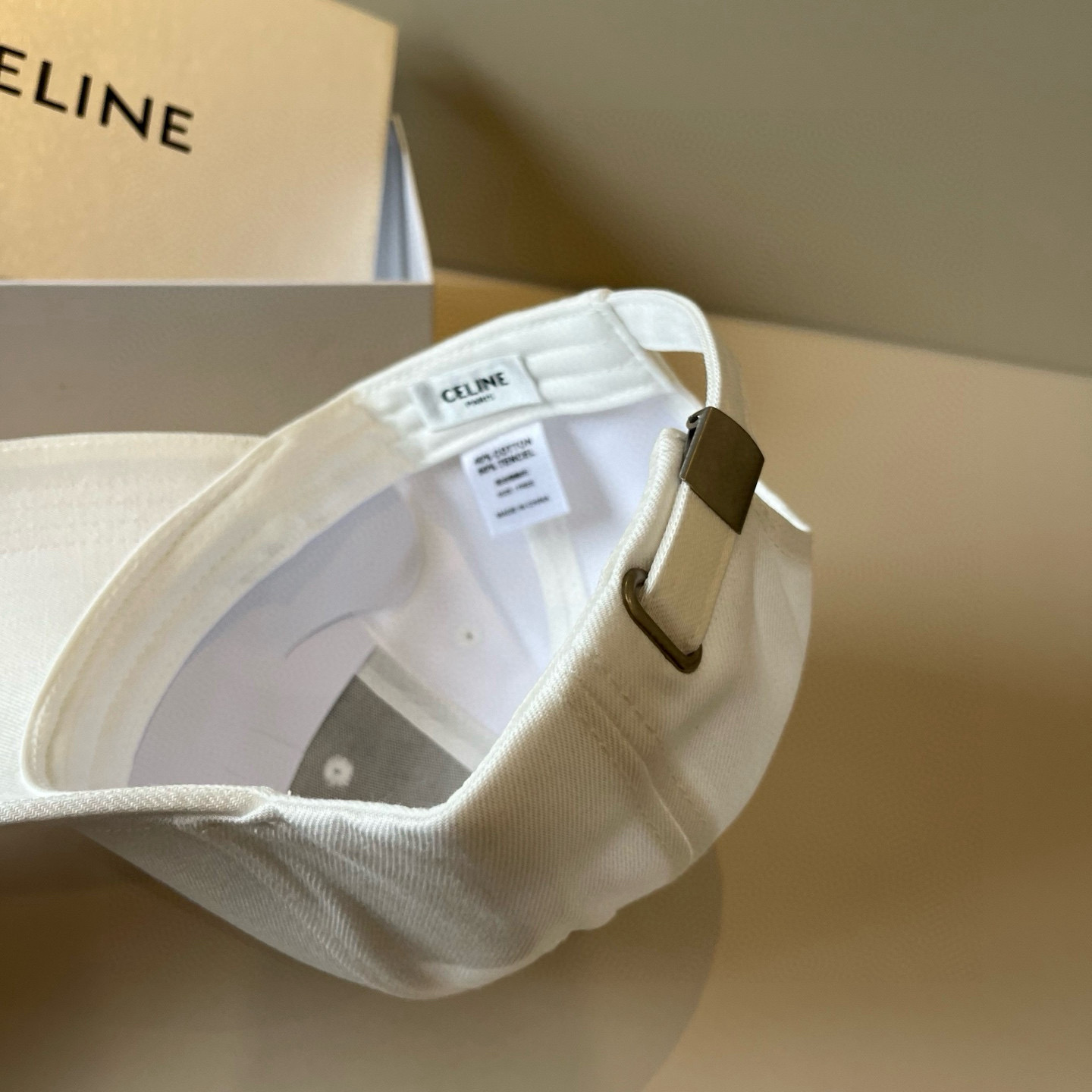 【CELINE赛琳】新款经典休闲潮流款 棒球帽🧢日韩风格，随便搭配都超好看！出门旅游，绝对要入手的一款